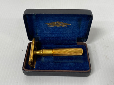 Antique Gillette Safety Razor in Original Case