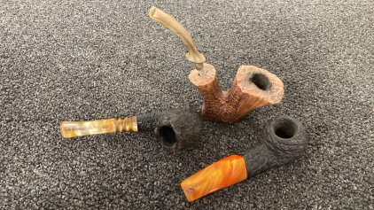 (3) Wooden Tobacco Pipes