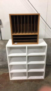 White Shelfing-Mini Paper Shelf