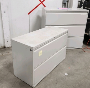 (2) Filing Cabinets ( One 2 Drawer)( One 3-Drawer)