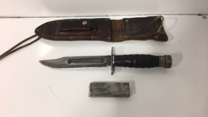 Camillus Knife With Sheath/Sharp Stone