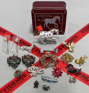 (1) Trail Of Painted Ponies Ornament, (18) Various Broach Pins