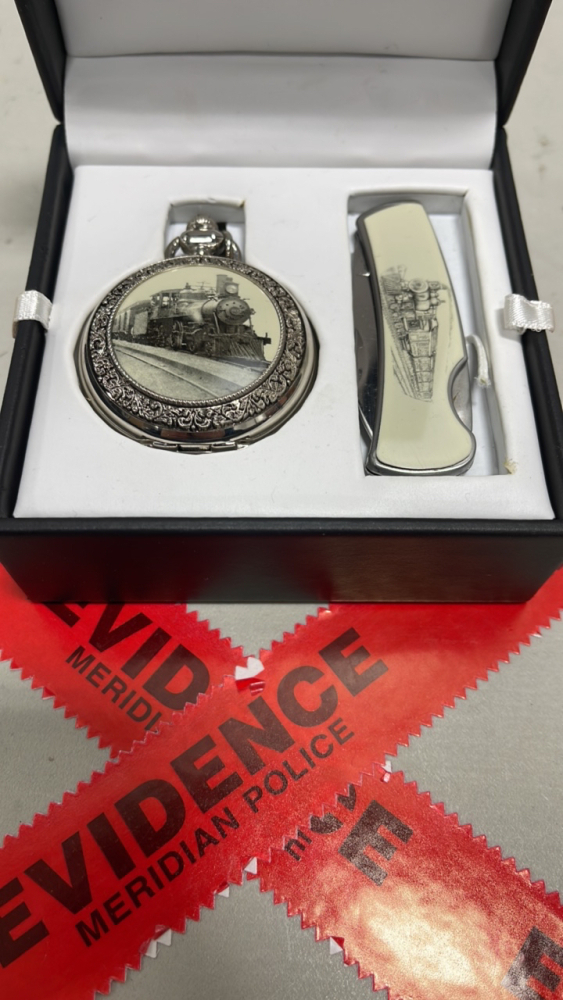 (1) Prestige By Waltham Pocket Watch And Knife Set