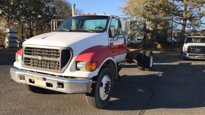 2002 Ford F650 - Diesel!