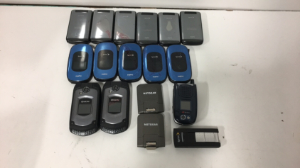 (6) Gray Sprint Sanyo Flip Phones-(5) Blue Sprint Sanyo Flip Phones (2) Kyocera Flip Phones (2) NetGear Flash Drives-Sprint phone