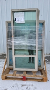 Pallet of (10) Windows