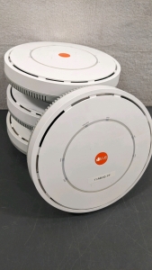 (4) Xirrus XD4240 WiFi Booster 4-way Hubs