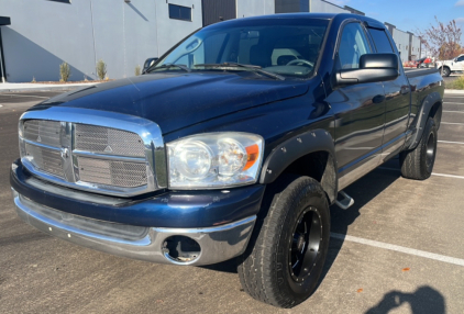 2007 Dodge Ram 1500 - 4x4!