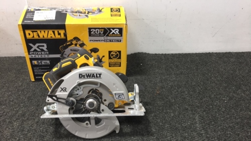 Dewalt Circular Saw 7- 1/4”