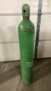 5 ft. Oxygen Tank with Valve