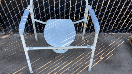 Shower seat/ commode
