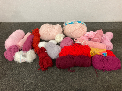 Assortment Of Yarn