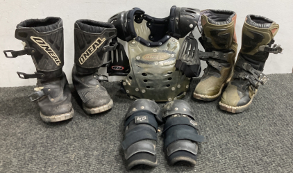 Jr&rsquo;s dirt bike racing gear