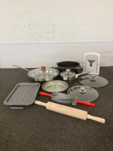 Assorted Kitchenware