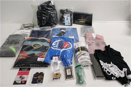 Men's Clothing & Accessories