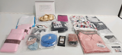 Women's Size Medium Clothing Lot & Accessories