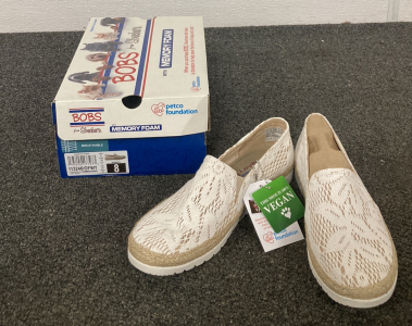New Skechers Bobs Size 8