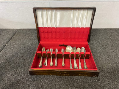 Silverware Set in Case