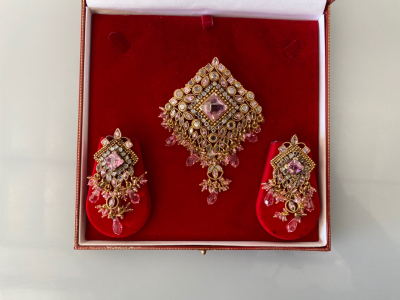 Jewelry Set Please Inspect