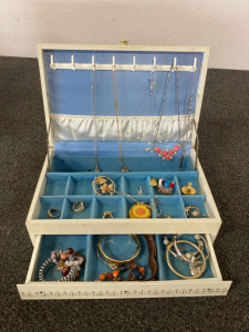 Jewelry box with assorted jewelry