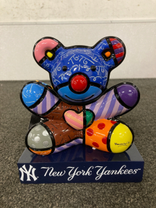 Britto NYC Yankees Bear Statue