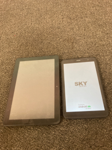 2 tablets do not have chargers