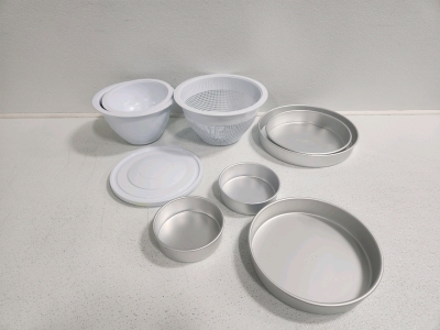 (5) Cake Pans, (2) Pampered Chef Mixing Bowls With Lids, (2) Pampered Chef Strainers