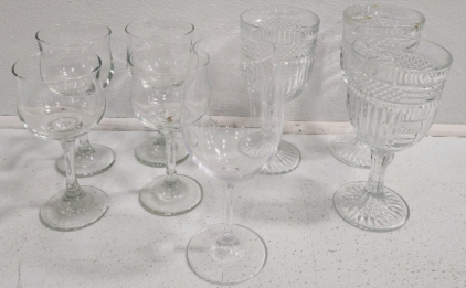 (8) Wine Glasses/Gobblers
