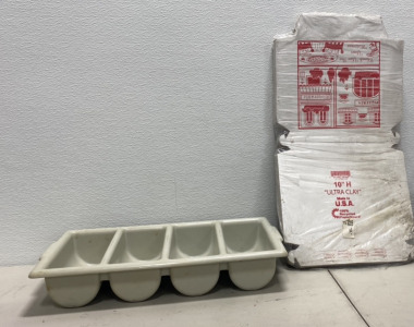 (1) 4 Section Dish Holder, (1) Pack of Commerical Pizza Boxes