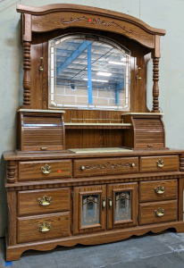 Marbled Accent Vintage 2pc Dresser