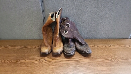 (2) Pair Men's Boots