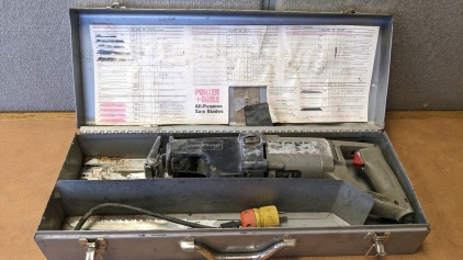 Working Porter Cable Reciprocating Saw w/Metal Case