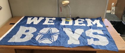 Dallas Cowboys Flag, LED Desk Light, Head Massager and Toy Car