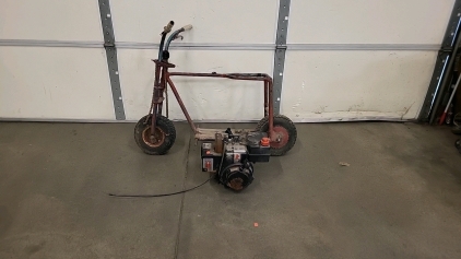 Vintage Pit Bike with 5.0 HP Motor