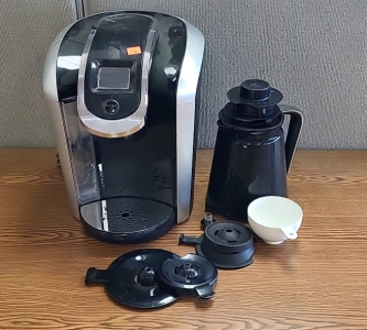 Keurig 2.0 Coffee Maker with Accessories