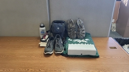 (2) Pair Men's Shoes, Yamaha Surround Sound Speaker, Eagle Football Blanket, and More