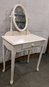 28x16 Vanity Table w/Mirror