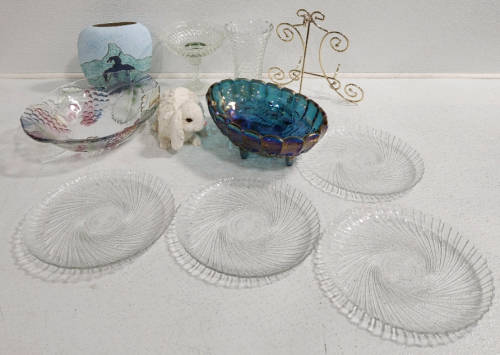 (4) Glass Plates, Decorative Stand, (3) Vases, (2) Decorative Bowls, Decorative Bunny