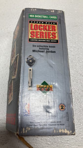 NBA Basketball Cards Locker Series - #2 of 6 - 1991