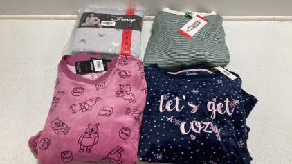 Women&rsquo;s Clothes Size Medium: (4) Sleep Sets - Disney, Green Striped, Winnie the Pooh, Snowflakes