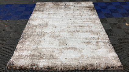 5’3” x 7’ White/Tan/Brown Area Rug