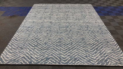 7’9” x 9’9” Blue/White Wool Rug