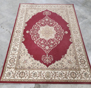 Red Pasiley Area Rug 5ft 2in * 7ft * 2in