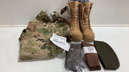 Altama Boots Size 8, Camo Insent Repellent Jacket and Pants Size Small, Gloves, Socks, Heritage Green Cap