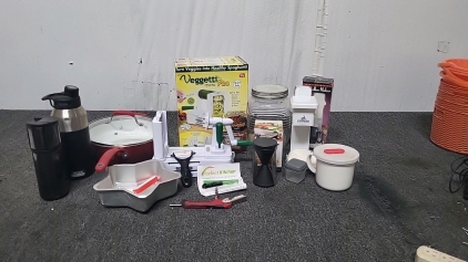 Veggetti Pro, Express Individual Drip Coffee Maker, Camelback Vacuum Insulated Watersource and More
