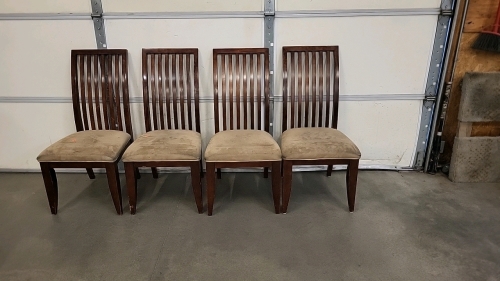 (4) Dining Room Chairs