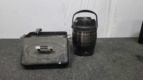 Bubba Drink Keg with Small Propane Grill