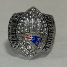 (1) New England Patriots Super Bowl Championship Ring Named To Tom Brady