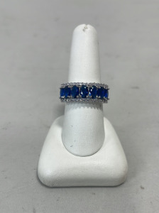 Beautiful .925 Blue Sapphire Ring Size 9