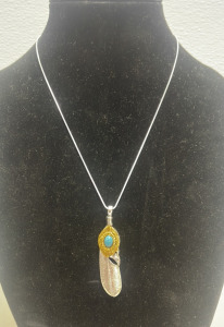 Beautiful Turquoise Indian Feather Pendant W/ .925 Silver Necklace